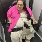 Andréa Knutson - Facebook