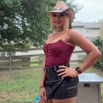 Andrea Lanham - @mixedcurlbaddie - Instagram