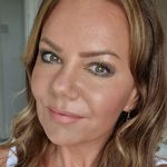Andrea Stokes - @artisanpaintings_photography - Instagram