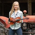 Hiillary Klug - @andrea.terrell.9 - Instagram