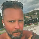 Andreas Persson - @overlanding_camper - Instagram