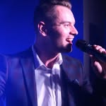 Andrew Easton - @andreweastysinger93 - Instagram
