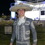 Andrew - @andrew_folklorico_ - Instagram