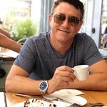 Andrew Hector - @andrewzzzv - Instagram