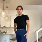 Andrew Mora - @andrew_sellshomes - Instagram