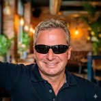 Andrzej Piechowski - Facebook