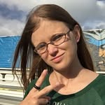 Andrea Mroczek - @crazyshortgirl499 - Instagram