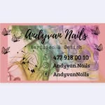 Andrea Martínez - @andyvannails - Instagram