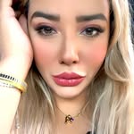 Andy Vela - @hey_itsav - Instagram