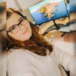 Anette Rivera-Nugent - @ana.meets.tech - Instagram