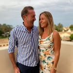 Angela Gronow - @angelagronow - Instagram