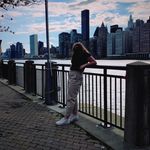 Angela Calvert Mata - @angela.singss - Instagram