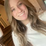 Angel Crump - @angelhopee11 - Instagram
