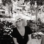 Angela Armour-Starr - @lotsalatte41 - Instagram