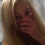 Angelina bechtold - @xangxelinax - Instagram