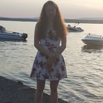 Angela Bürger - @angelaburger3 - Instagram