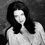 Angela Chambers - @angelachambersmusic - Instagram