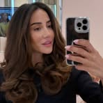 Angela Crew - Facebook