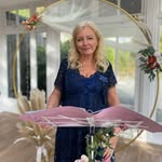 Angela Davidson. Celebrant - @angeladavidsoncelebrant - Instagram