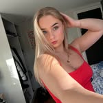 @angeladolan.x - Instagram
