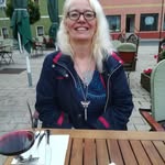 Angela Endres - @angela.endres.7 - Instagram