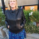 Angela Ettinger - @angela.ettinger.7 - Instagram
