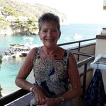 Angela Eves - @angie_eves - Instagram