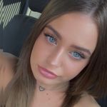 Angela Fedele - @angelaafedele - Instagram