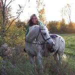 Angela Graves - @angie.coville - Instagram