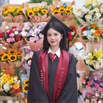 Angela Hằng - Facebook