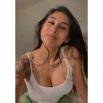 @angela.hi.bye - Instagram