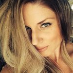 Angela Higdon Ciemny - @hestonsmommy - Instagram