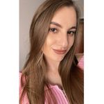 @angela.janas - Instagram