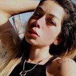 Angela Luzzi - @angela.luzzi.1 - Instagram