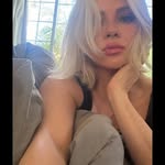 Angela Little Mackenzie - @heyitsangelalittle - Instagram