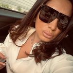 Angela Manfre - @angela19869 - Instagram
