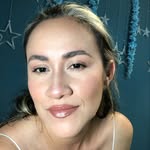 Angela Mora - @angelita_morabeauty5 - Instagram