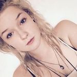 Angela Rowley - @angel.row127 - Instagram