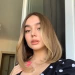 @angelaryder__ - Instagram