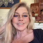 Angela Samples - @angela.samples10 - Instagram