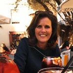 Angela Schoon - Facebook