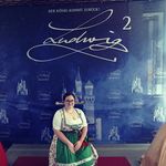 Angela Schuster - @angelas.271 - Instagram