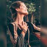Angela Schuster - @vibrantlifehealingyoga - Instagram