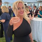 Angela Self Nelson - @angelaselfnelson - Instagram