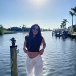 Angela Staples - @angelastaplesss - Instagram