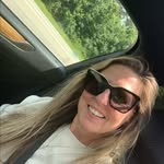 Angela Tarr - @gogo_tarr - Instagram