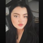 Angela Witt - @angelavvitt - Instagram