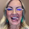 Angela Wray - @angblike - TikTok
