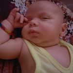 Angelie Thomas - @angelaysky - Instagram