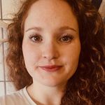 Angelika Decker - @mrswienerdog - Instagram